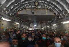 27 de români așteaptă să plece din Afganistan