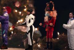 Prima piesă de Crăciun a lui Jimmy Fallon, cu Ariana Grande și Megan Thee Stallion: „It was a Masked Christmas”