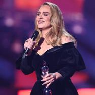 VIDEO: Adele e câștigătoarea Brit Awards 2022. Vezi aici lista completă a premiilor 