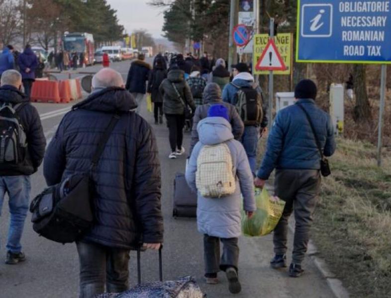 Mii de refugiați din Ucraina vin în România