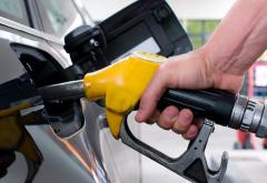 Cele mai tari glume despre cozile din benzinării