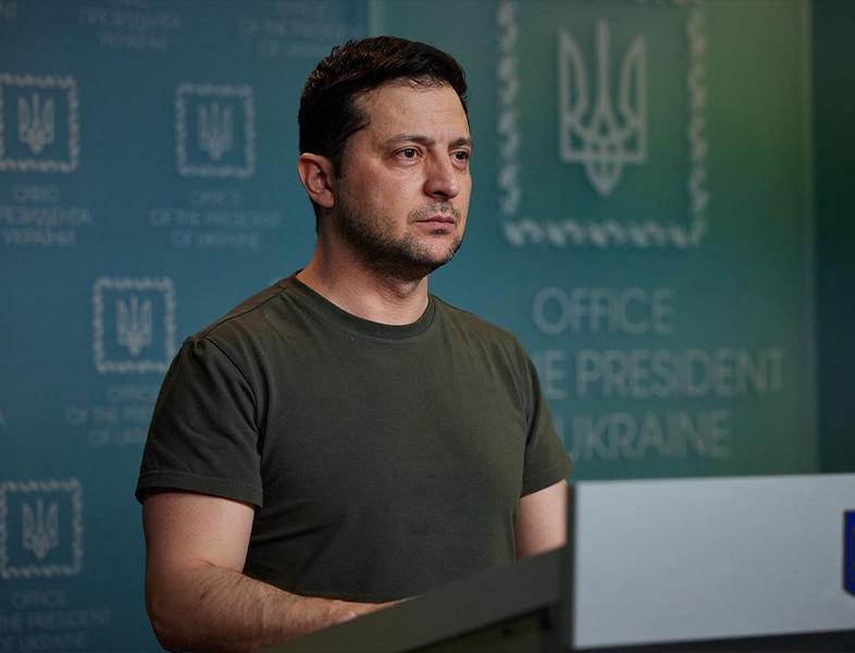 VIDEO | Zelenski i-a vizitat pe soldații ucraineni răniți și i-a decorat 