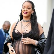Rihanna a născut un băiat, dar a păstrat secretul până acum! Când a născut artista?