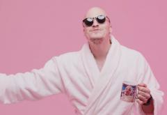 Hitul care trezește România: Daniel Cafelutza feat DVRIUS - „Spor la cafelutza”
