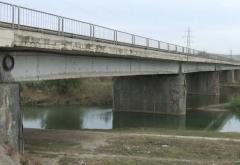 Podul de la Bănești, de pe Valea Prahovei, intră în reparații 