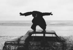 Torpedoul lui Morar: The 1975 - „Oh Caroline”
