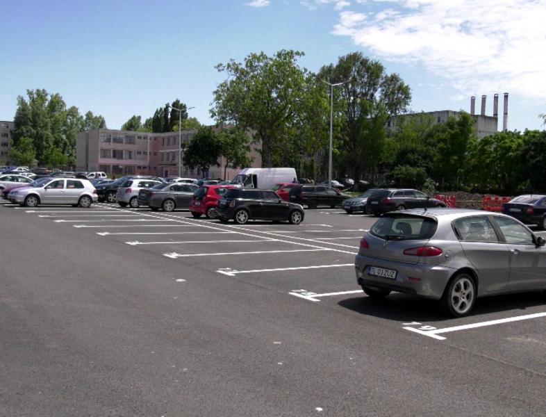 Turiștii care ajung cu mașina vara asta în Mamaia nu vor plăti mai mult pentru parcare