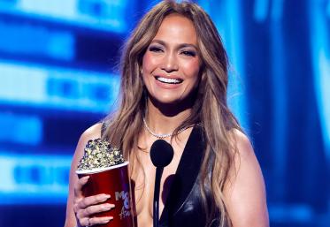 Jennifer Lopez va lansa un album solo după o pauză de 9 ani