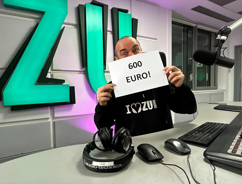 Concurs „Ascult Radio ZU”: Cristian Păun a dat 600 de euro unei ascultătoare