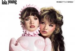 Lola Young prezintă „I’m Only F**king Myself”, un album sincer despre relații toxice, vulnerabilitate și auto-sabotaj