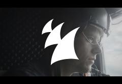 Armin van Buuren feat. Kensington - Heading Up High