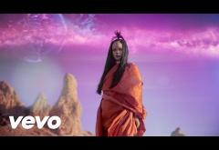 Rihanna - Sledgehammer | VIDEOCLIP
