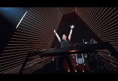 Armin van Buuren & Avian Grays feat. Jordan Shaw - Something Real | videoclip