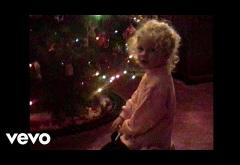 Taylor Swift - Christmas Tree Farm | videoclip