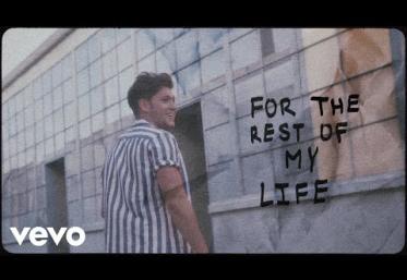 Niall Horan - Black And White | videoclip