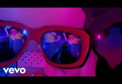 The Weeknd ft. Doja Cat - In Your Eyes | lyric video