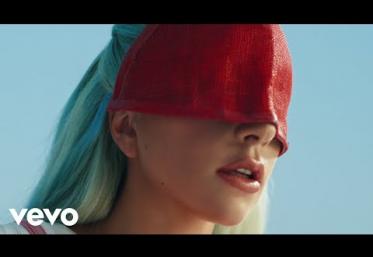 Lady Gaga - 911 | videoclip