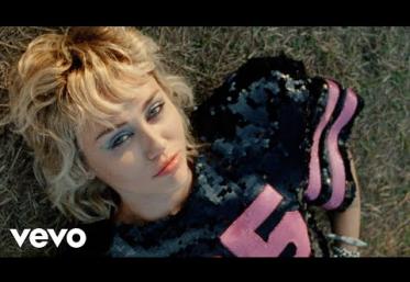 Miley Cyrus - Angels Like You | videoclip