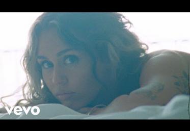 Miley Cyrus - Jaded | videoclip