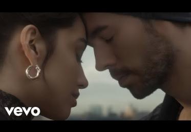 Enrique Iglesias, Maria Becerra - Asi Es La Vida | videoclip
