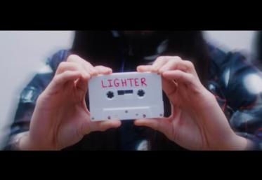Steve Aoki & Paris Hilton - Lighter | videoclip