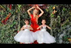 Andreea Bălan feat. Ella & Clara - O lume minunată | videoclip