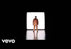 Calum Scott, Whitney Houston - I Wanna Dance With Somebody (Who Loves Me) | videoclip