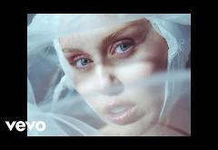 Miley Cyrus - Secrets ft. Lindsey Buckingham, Mick Fleetwood | videoclip